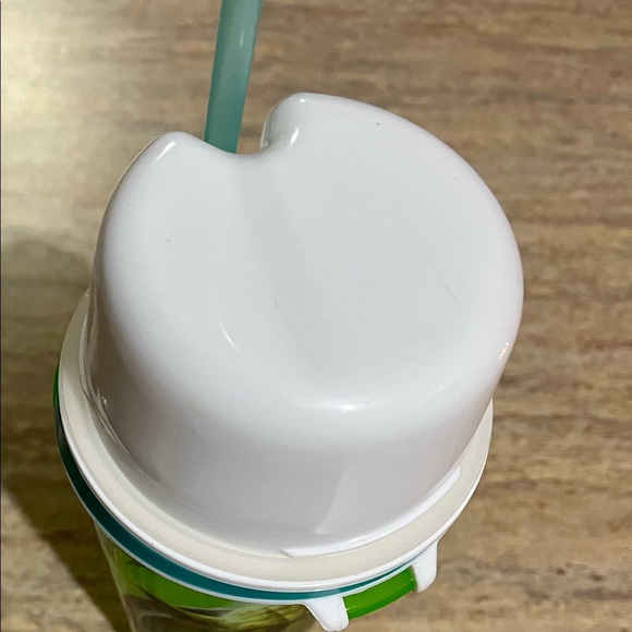 Star Wars 2-in-1 snackeez Yoda cup/snack bowl and straw - Picture 13 of 16